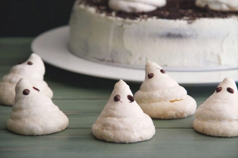 Halloween: "Fantasmitas" de merengue 8 Halloween: “Fantasmitas” de merengue