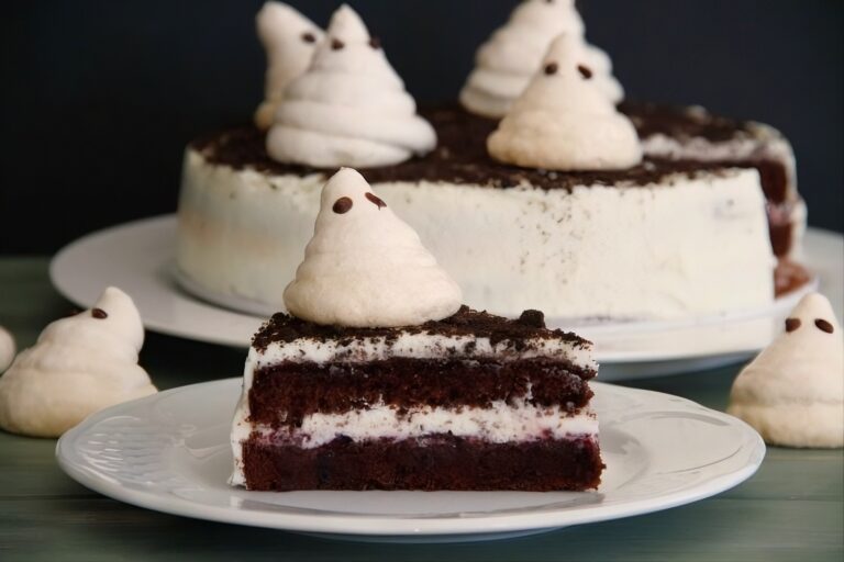 Halloween: Tarta con "Fantasmitas" de merengue 7 Halloween: Tarta con “Fantasmitas” de merengue