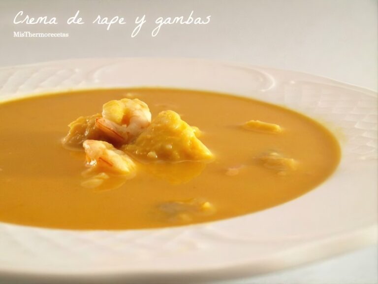 Crema con rape y gambas