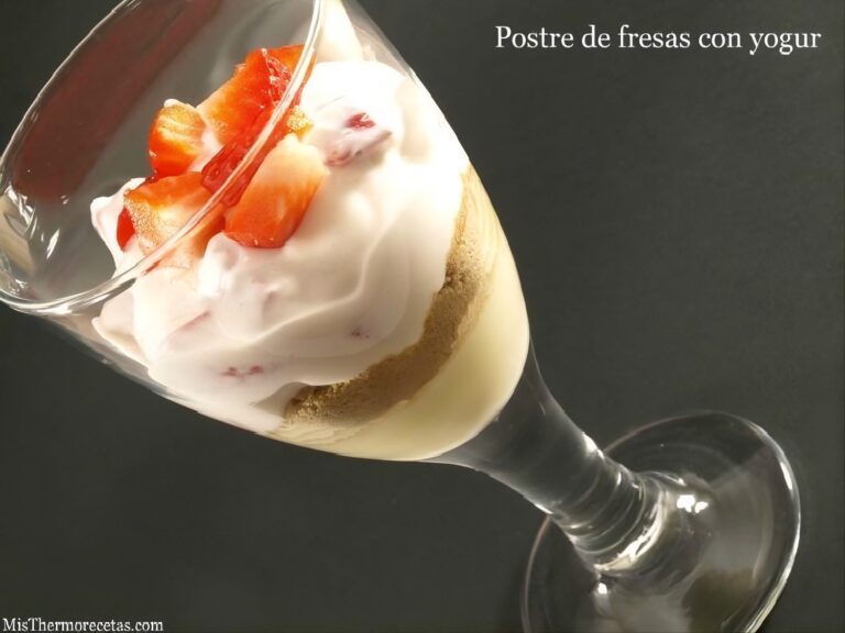 Postre de fresas con yogur