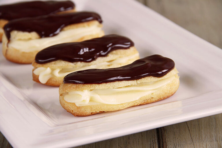Petisús o éclairs de crema 5 Petisús o éclairs de crema
