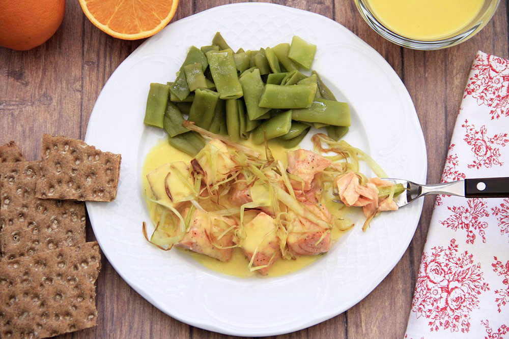 Salmón con salsa de naranja
