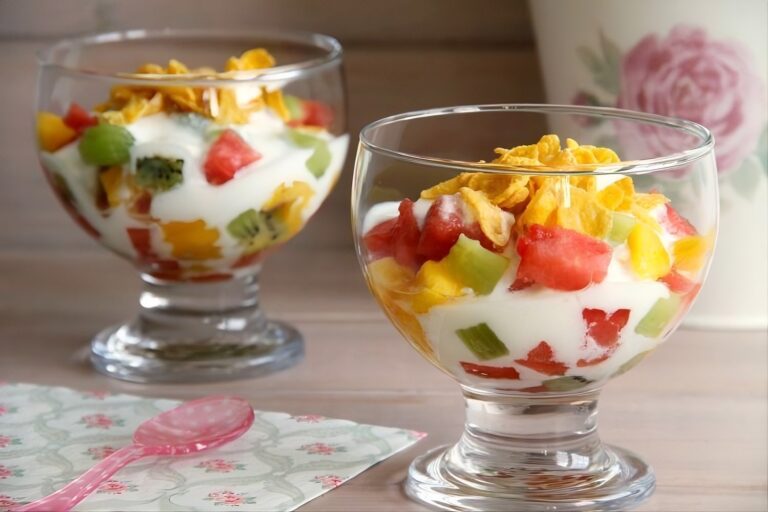 Sandía, mango y kiwi con crema de requesón 2 Sandía, mango y kiwi con crema de requesón
