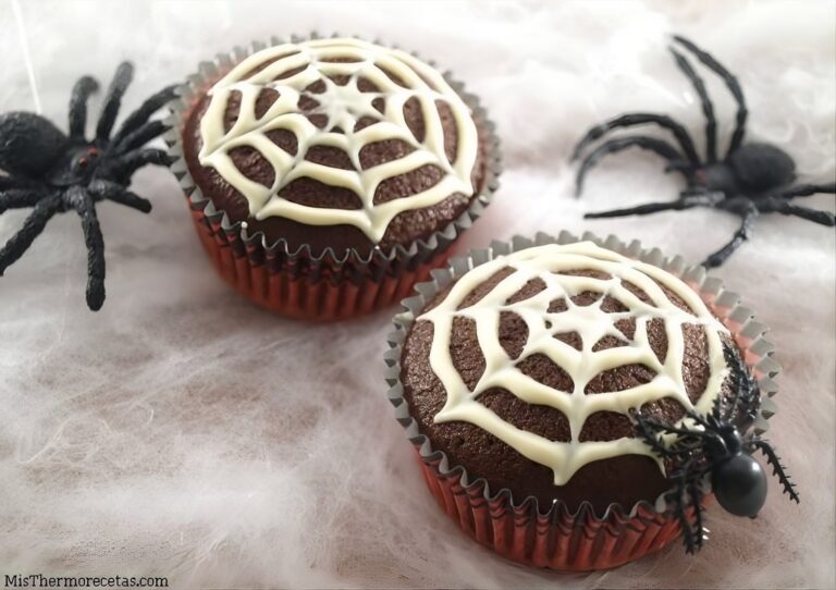 Halloween: Magdalenas "tela de araña" 1 Halloween: Magdalenas “tela de araña”