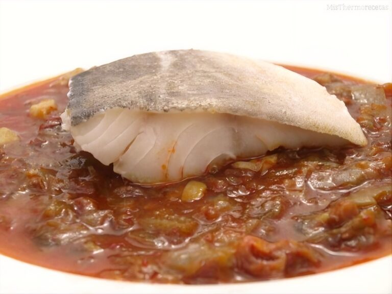 Bacalao al vapor con salsa vizcaína