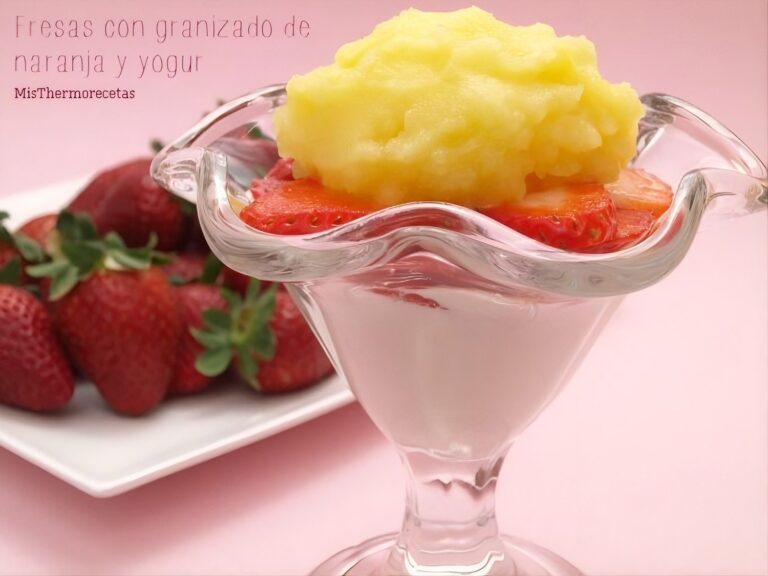 Fresas con granizado de naranja y yogur