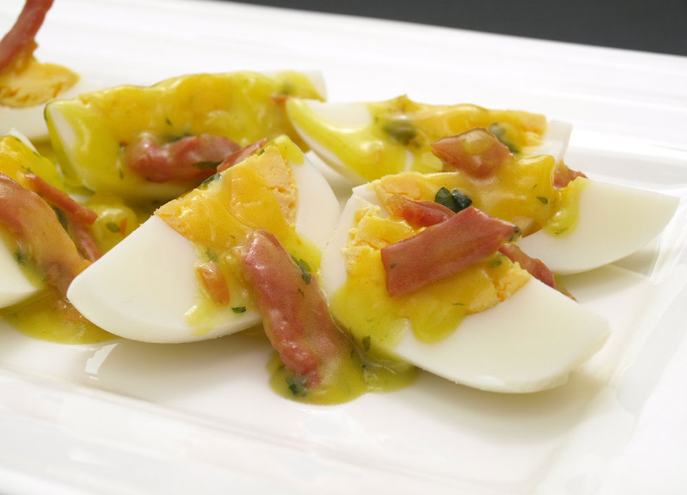 Huevos duros en salsa verde