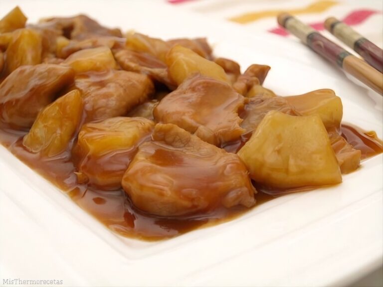 Escalopines con piña y salsa agridulce