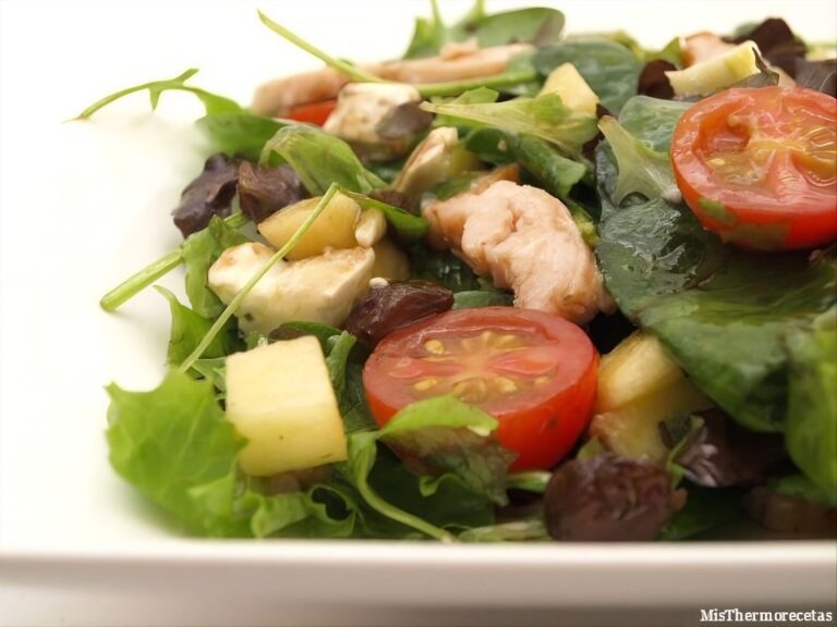 Ensalada con manzana, queso y uvas pasas 5 Ensalada con manzana, queso y uvas pasas