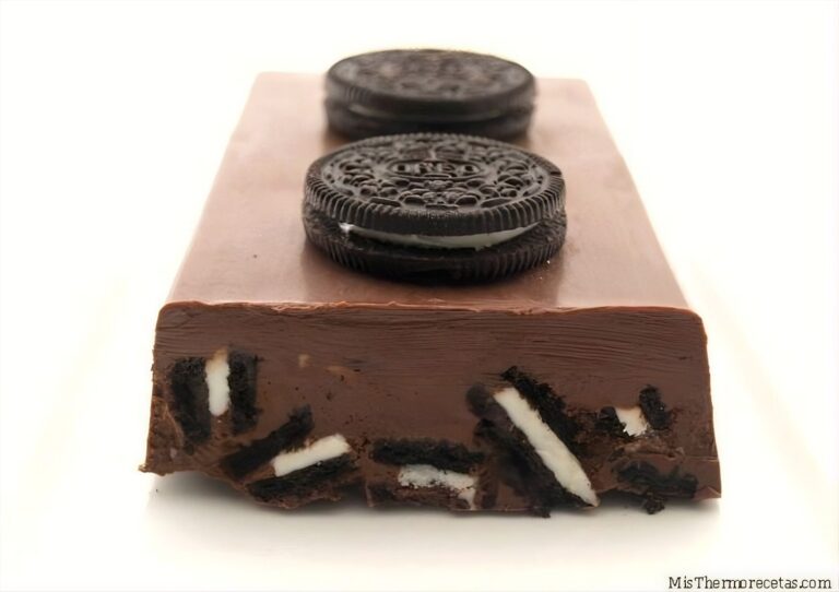 Turrón de chocolate con galletas Oreo