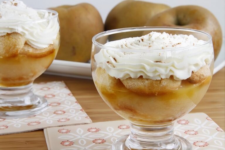 Postre de manzanas con crema de queso