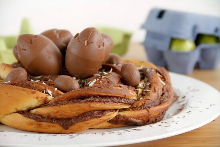 Nido de chocolate con huevos de Pascua 9 Nido de chocolate con huevos de Pascua