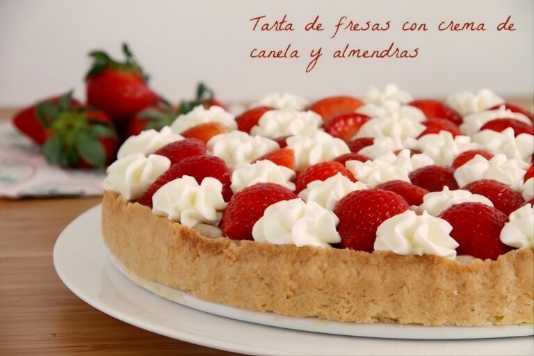 Tarta de fresas con crema de canela y almendras 11 Tarta de fresas con crema de canela y almendras