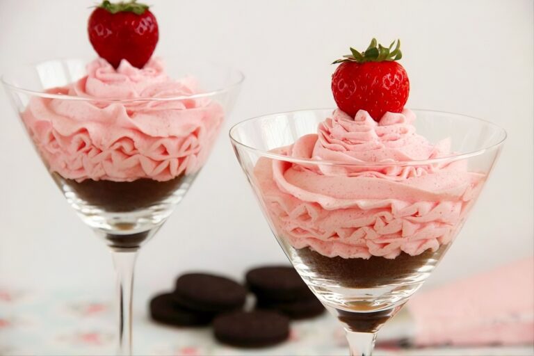 Postre exprés de fresa con galletas Oreo 11 Postre exprés de fresa con galletas Oreo