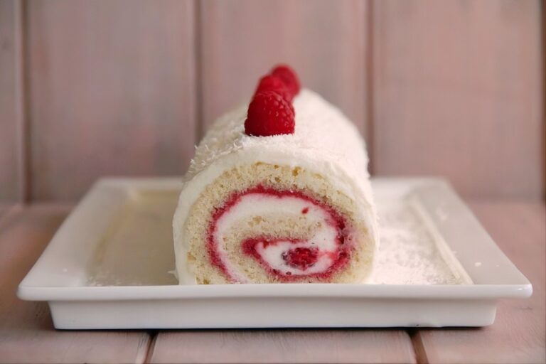 Brazo de gitano de nata y frambuesas 5 Brazo de gitano de nata y frambuesas