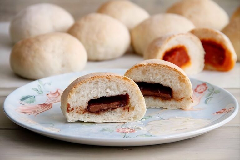 Panecillos rellenos dulces y salados 4 Panecillos rellenos dulces y salados