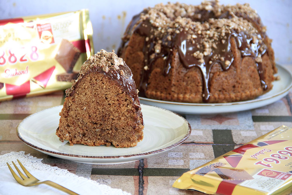 Bundt Cake de turrón de chocolate Suchard