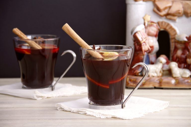 Glühwein (vino caliente especiado para Navidad) 4 Glühwein (vino caliente especiado para Navidad)