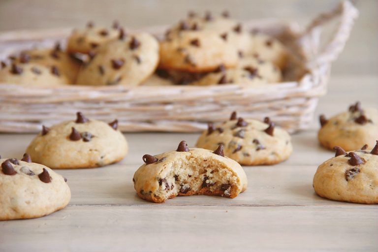 Cookies de cheesecake con chips de chocolate
