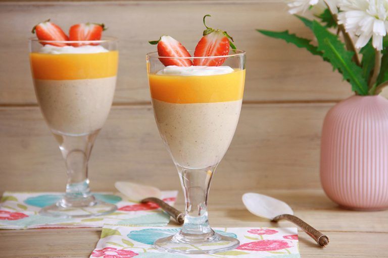 Crema de vainilla con melocotón y yogur