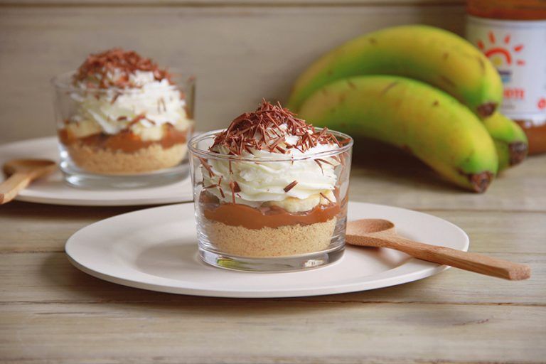 Vasitos de plátano y dulce de leche