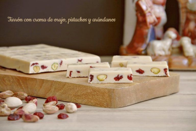 Turrón con crema de orujo, pistachos y arándanos 14 Turrón con crema de orujo, pistachos y arándanos