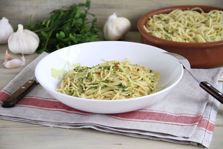 Espaguetis aglio e olio 6 Espaguetis aglio e olio