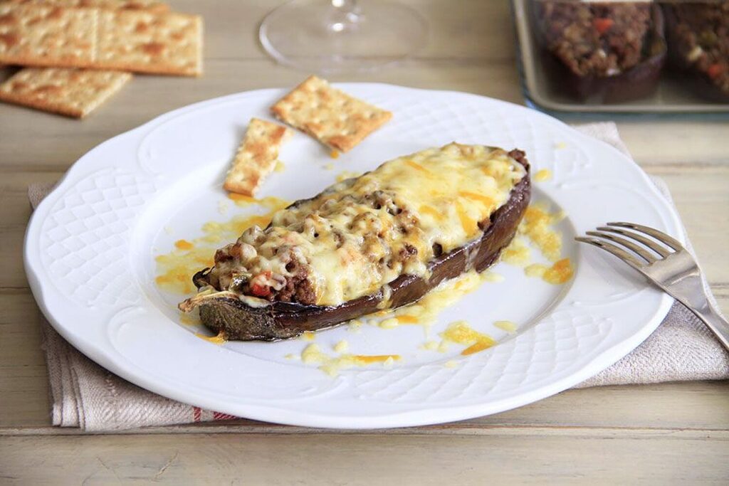 Berenjenas rellenas de carne, sin bechamel