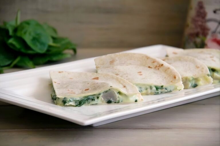 Quesadillas de espinacas y alcachofas
