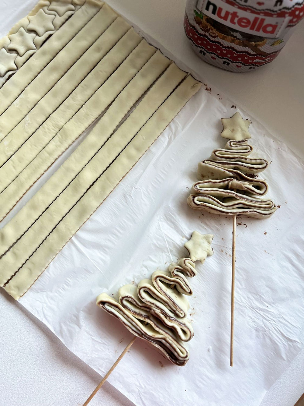 Arbolitos de Navidad de hojaldre con crema de chocolate y avellanas 2 Arbolitos de Navidad de hojaldre con crema de chocolate y avellanas