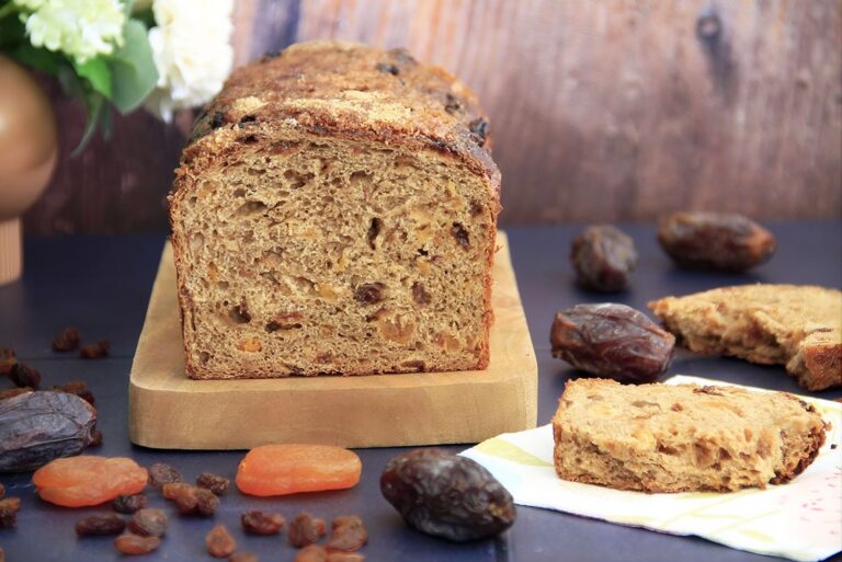 Pan de molde con frutas deshidratadas
