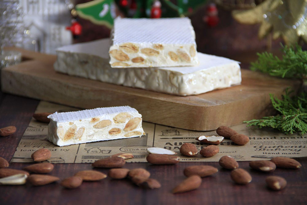 Turrón duro