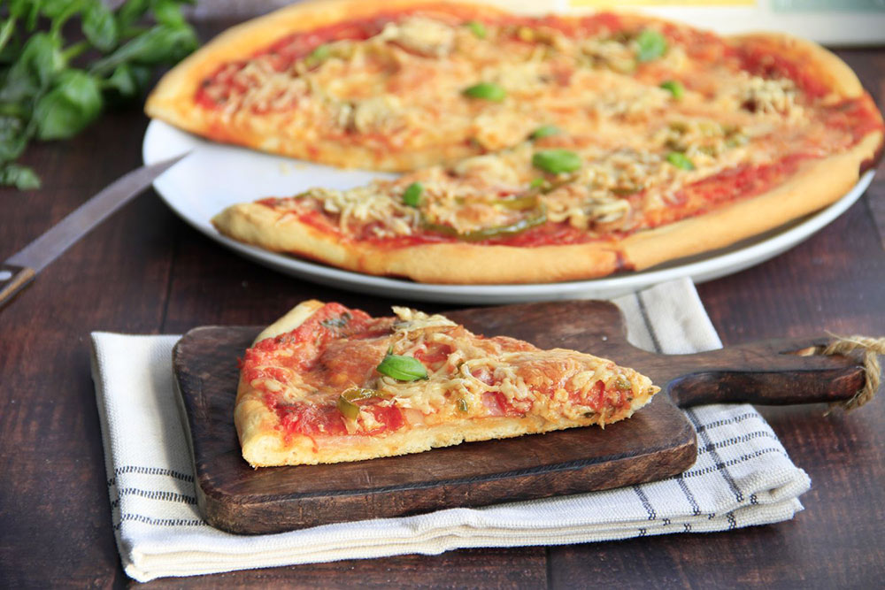 Pizza de beicon y pepperoni
