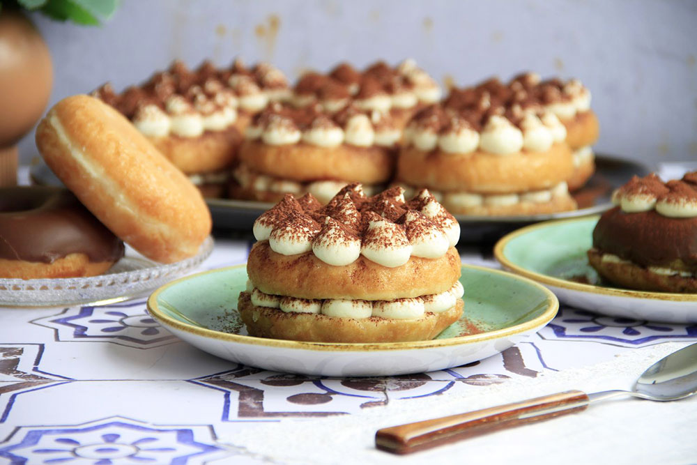 Tiramisú exprés con donuts