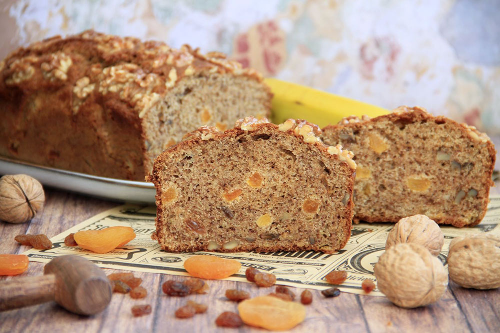 Banana Bread (Pan de plátano) con frutos secos